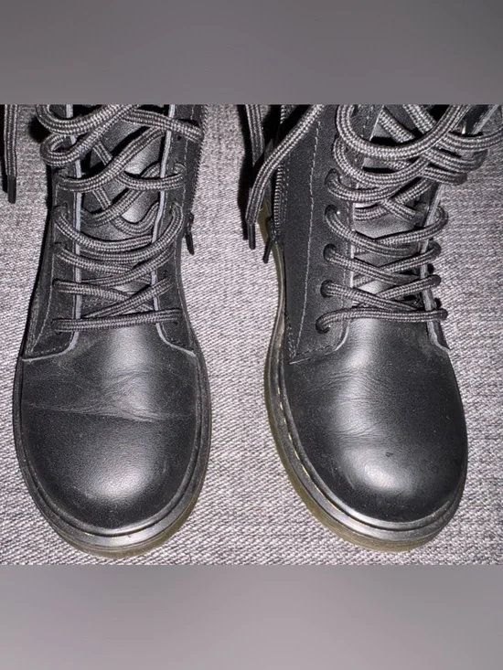 1460 Softy T Lace-up Boots- Black (Youth) - Picture 3 of 12